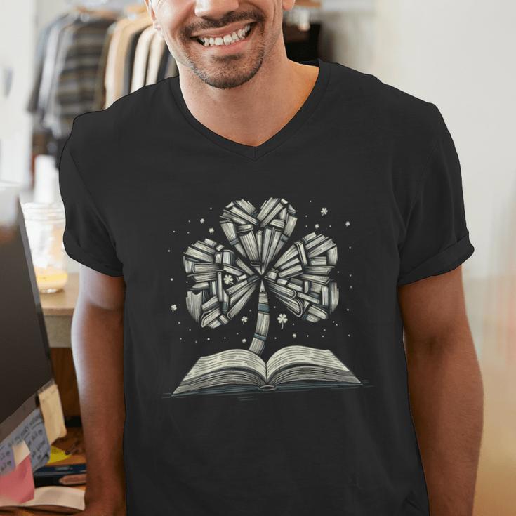 Shamrock Books St Patricks Day Bookworm Librarian Men's V-Neck T-Shirt
