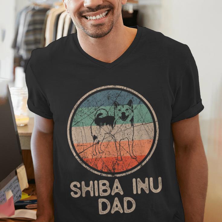 Shiba Inu Dog Vintage Shiba Inu Dad Men Women Men's V-Neck T-Shirt