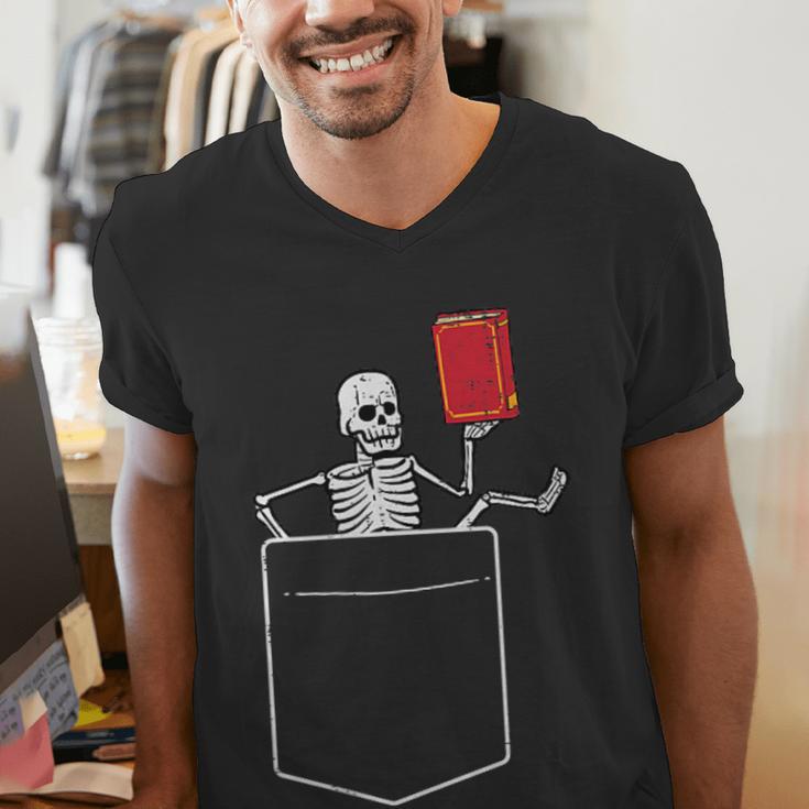 Skeleton Books Read Book Reading Librarian Across America Men's V-Neck T-Shirt