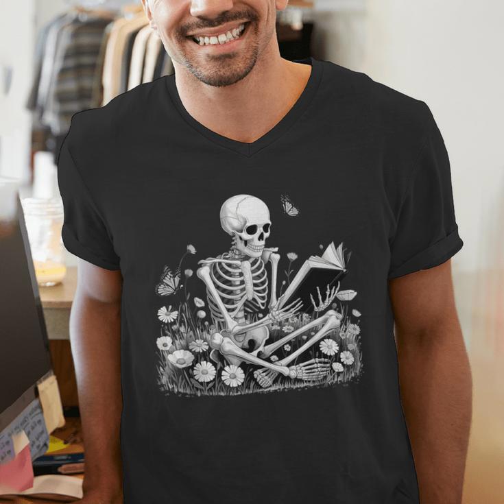 Skeleton Reading Book Floral Dark For Book Lovers Men's V-Neck T-Shirt Skeleton Reading Book Floral Dark For Book Lovers Men's V-Neck T-Shirt