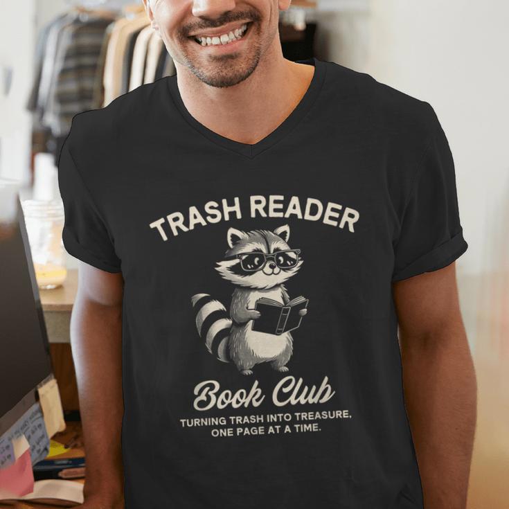 Smut Reader Spicy Book Romance Trash Reader Book Club Men's V-Neck T-Shirt