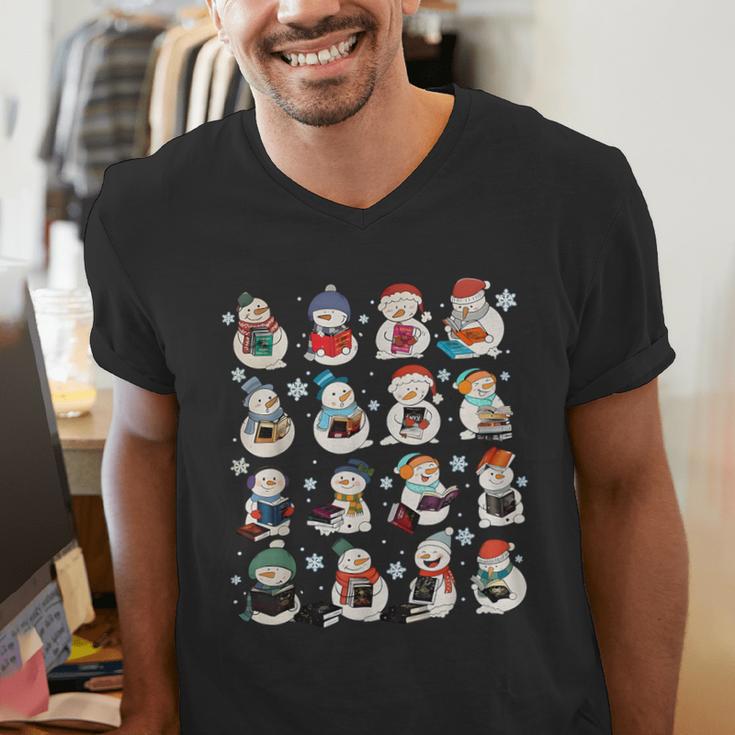 Snowman Reading Book Christmas Cozy Book Lover Bookish Men's V-Neck T-Shirt