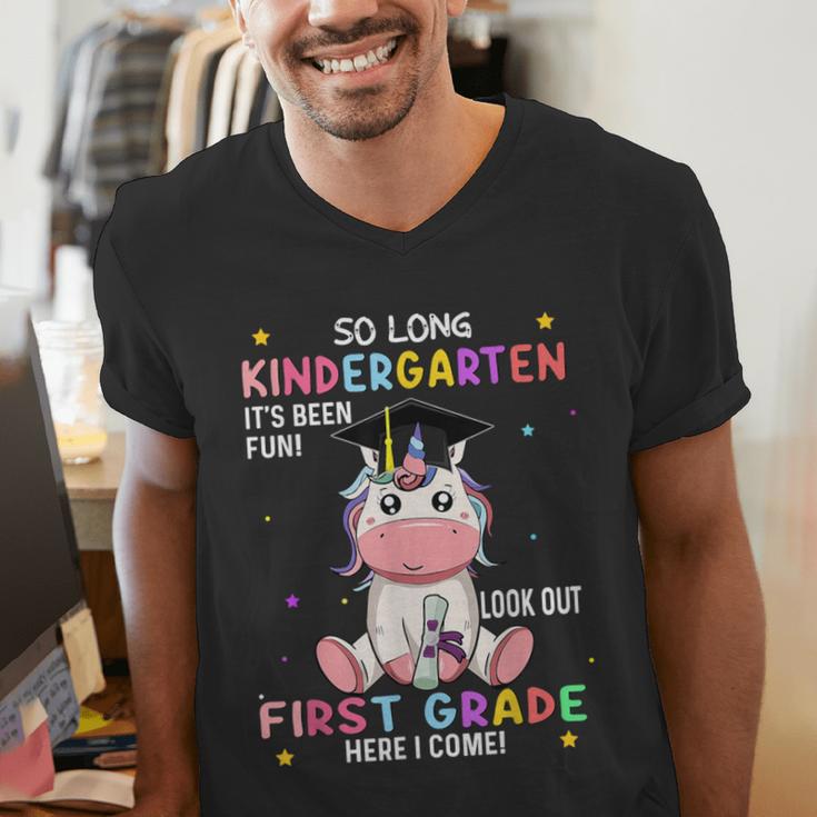 So Long Kindergarten Graduation Class 2025 Unicorn Girls Men's V-Neck T-Shirt