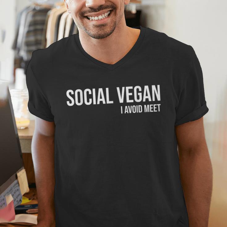Social Vegan i Avoid Meet Introvert Sarcasm Gift Men's V-Neck T-Shirt