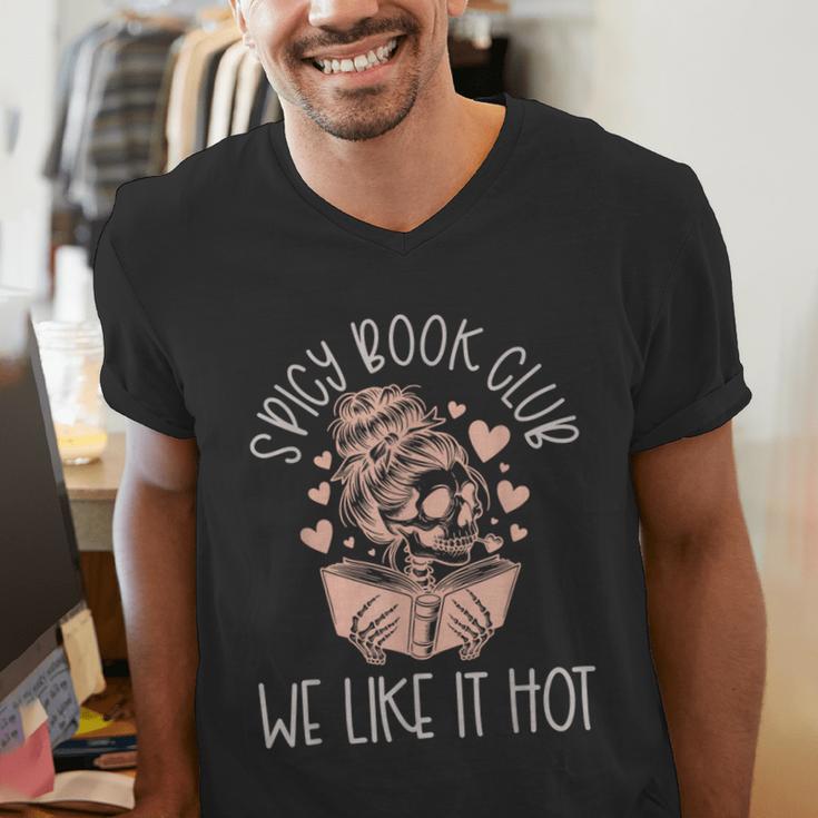 Spicy Book Club Dark Romance Reader Spicy Bookish Skeleton Men's V-Neck T-Shirt Spicy Book Club Dark Romance Reader Spicy Bookish Skeleton Men's V-Neck T-Shirt