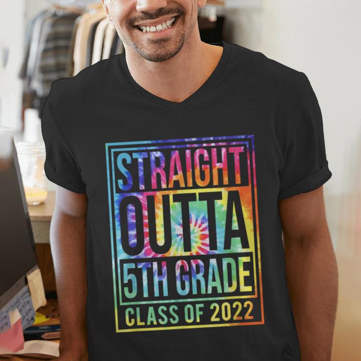 Straight Outta 5th Grade Class Of 2022 School Graduation Men's V-Neck T-Shirt