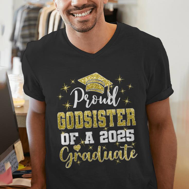 Super Proud Godsister Of 2025 Graduate Graduation Family Men's V-Neck T-Shirt