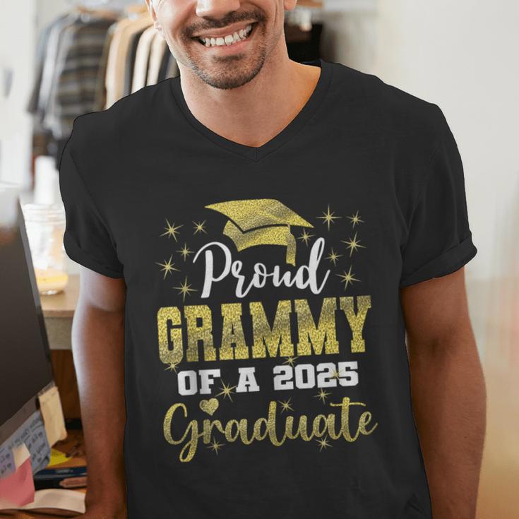 Super Proud Grammy Of 2025 Graduate Senior Graduation Family Men's V-Neck T-Shirt
