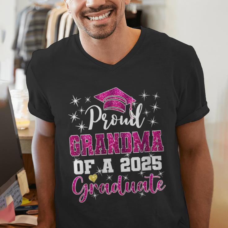 Super Proud Grandma Of 2025 Graduate Graduation Family Men's V-Neck T-Shirt