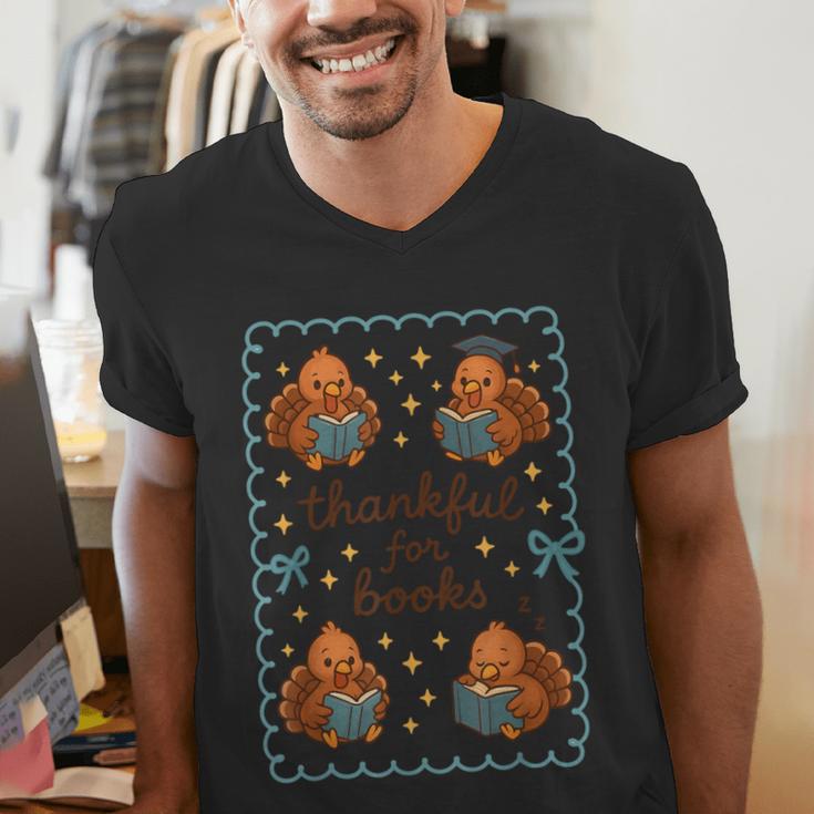 Thankful For Books Turkey Reading Book Lovers Fall Teacher Men's V-Neck T-Shirt
