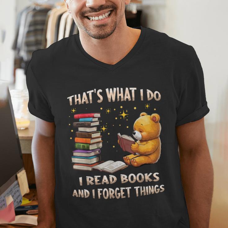 That's What I Do I Read Books And Forget Things Love Books Men's V-Neck T-Shirt