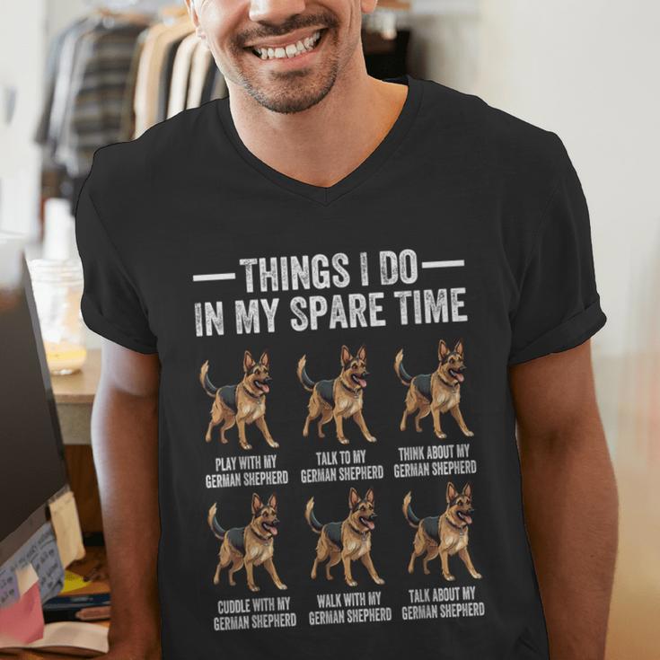 Things I Do In My Spare Time German Shepherd Dog Dad Mom Men's V-Neck T-Shirt