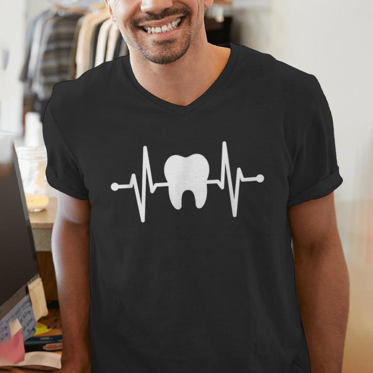 Tooth Heartbeat Dentist Graduation Party Dental Heartbeat Men's V-Neck T-Shirt