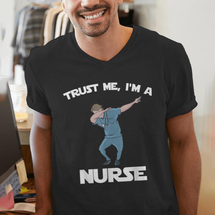 Trust Me I'm Nurse Shirt Dabbing Gift Nursing Graduation Men's V-Neck T-Shirt