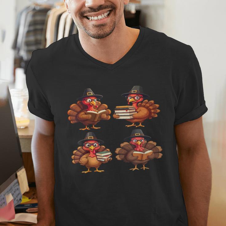 Turkey Reading Books Shirt Thanksgiving Turkey Bookworm Men's V-Neck T-Shirt