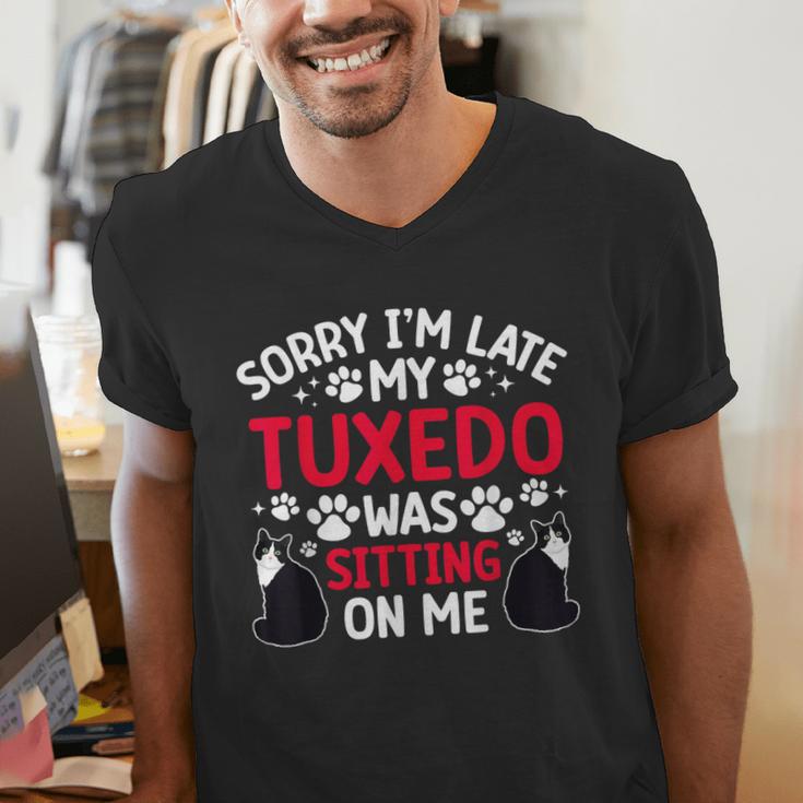 Tuxedo Cat Owner Tuxedo Cat Dad Tuxedo Cat Mom Men's V-Neck T-Shirt