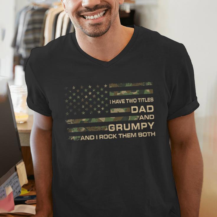 I Have Two Titles Dad And Grumpy Father's Day Grandpa Grumpy Men's V-Neck T-Shirt