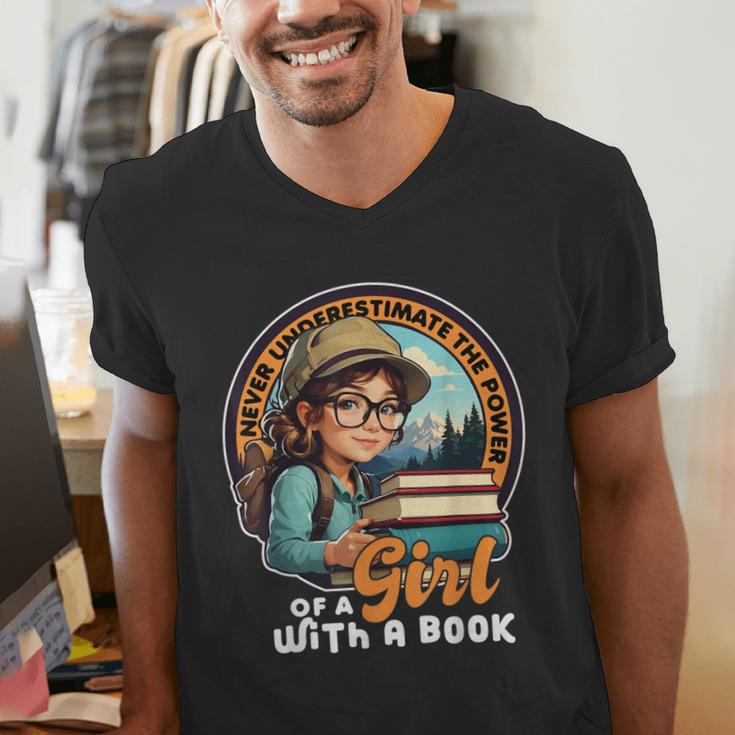 Never Underestimate The Power Of a Girl With a Book Reading Men's V-Neck T-Shirt