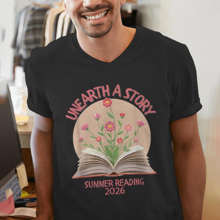 Unearth a Story 2026 Summer Reading Program Flowers Book Men's V-Neck T-Shirt
