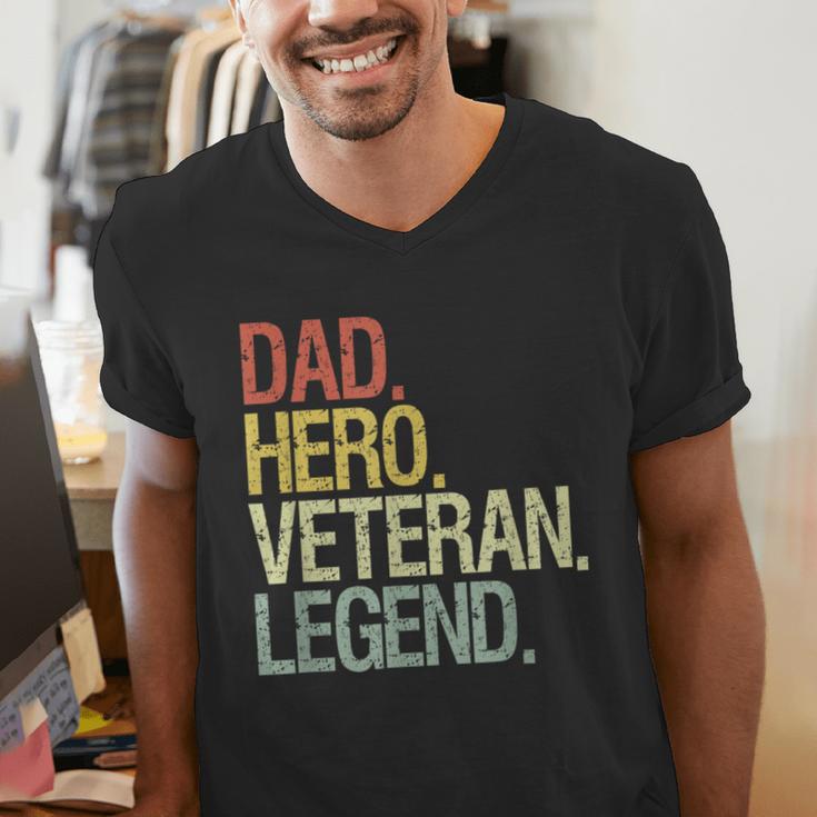 Veteran Dad Men's V-Neck T-Shirt