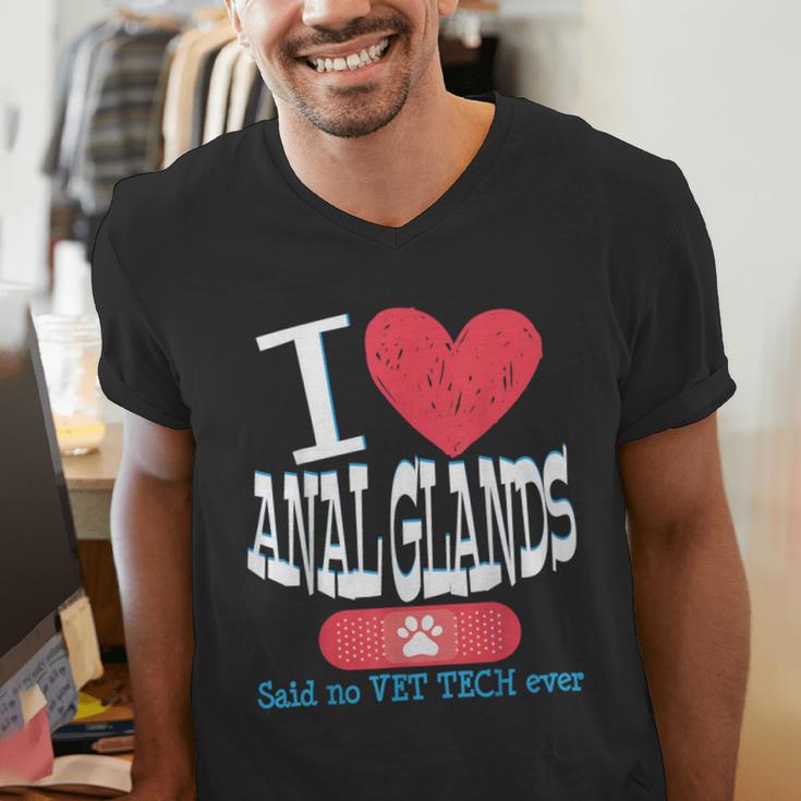 Veterinary Technician Graduation Shirt Vet Tech Men's V-Neck T-Shirt