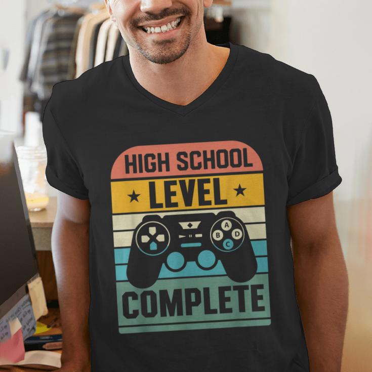Vintage Class Of 2024 High School Graduation Student Men's V-Neck T-Shirt