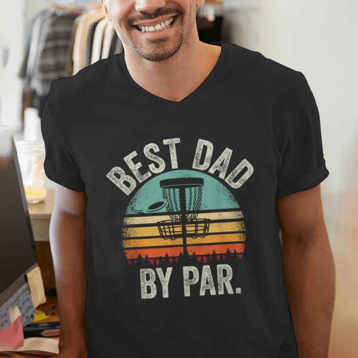 Vintage Disc Golf Dad Best Dad By Par Disk Golf Men's V-Neck T-Shirt Vintage Disc Golf Dad Best Dad By Par Disk Golf Men's V-Neck T-Shirt