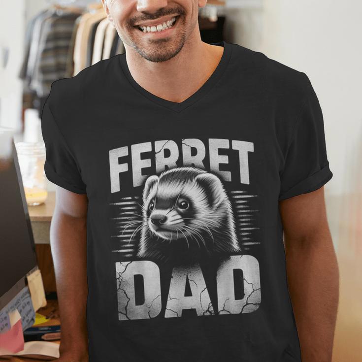 Vintage Ferret Dad Ultimate Pet Lover Ferret Owner Men's V-Neck T-Shirt