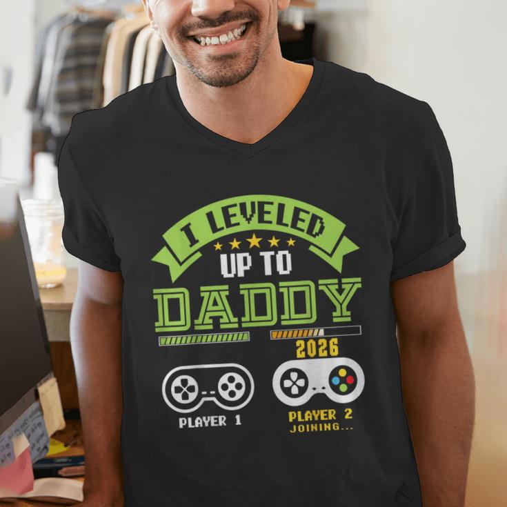 Vintage Leveling Up To Daddy 2026 Soon To Be Dad 2026 Men's V-Neck T-Shirt