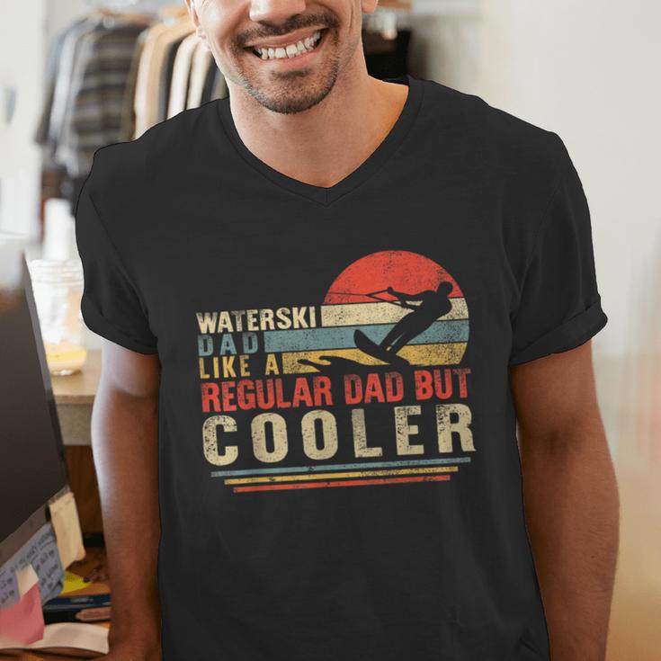 Waterski Dad Fathers Day Ski Lover Dad Water Skiing Rider Men's V-Neck T-Shirt