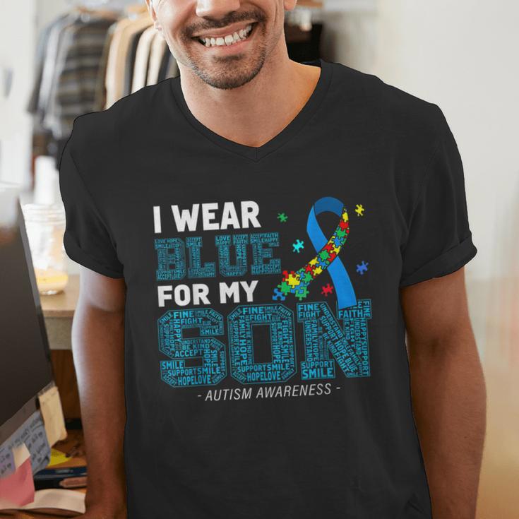 I Wear Blue For My Son Autism Awareness Mom Dad Parents Men's V-Neck T-Shirt