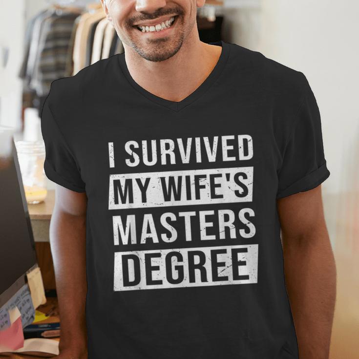 Wife Graduation I Survived My Wife's Master Degree Men's V-Neck T-Shirt