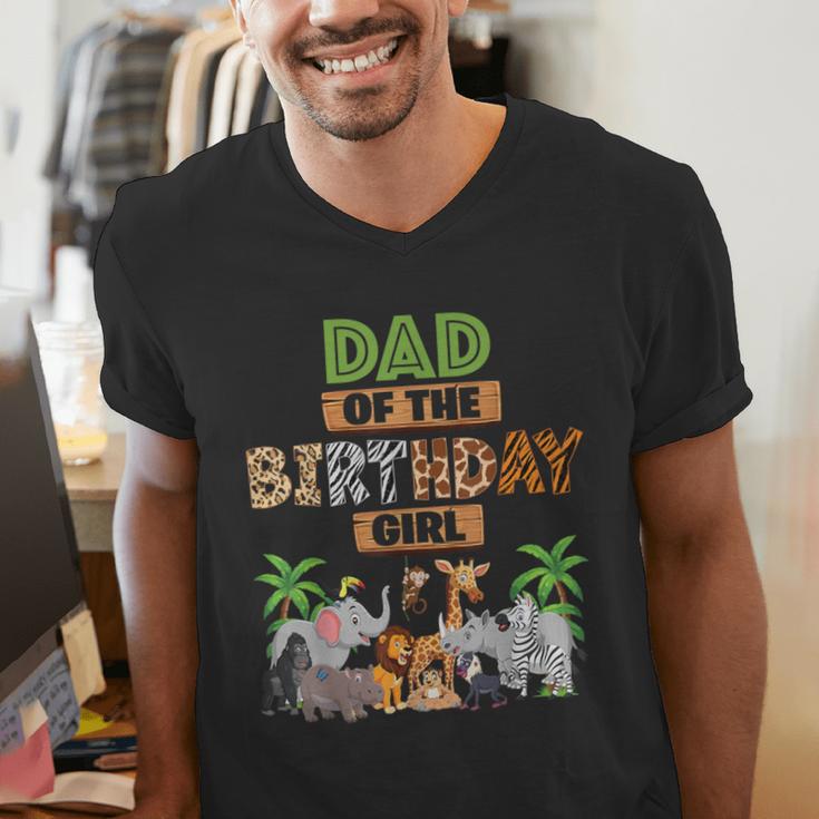 Wild Dad Of The Birthday Girl Zoo Safari Jungle Animal Men's V-Neck T-Shirt