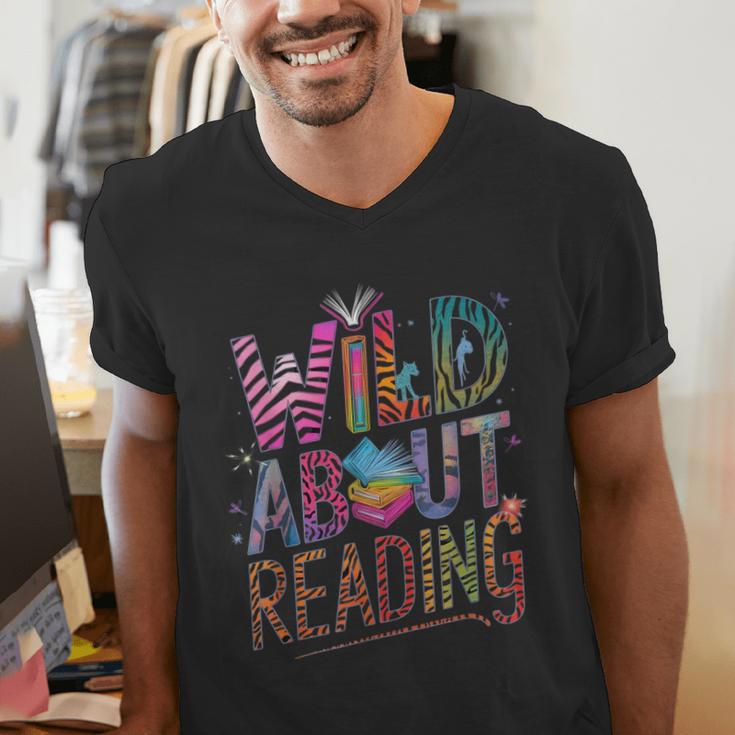 Wild About Reading Books Readers Lovers Bookworm Library Day Men's V-Neck T-Shirt