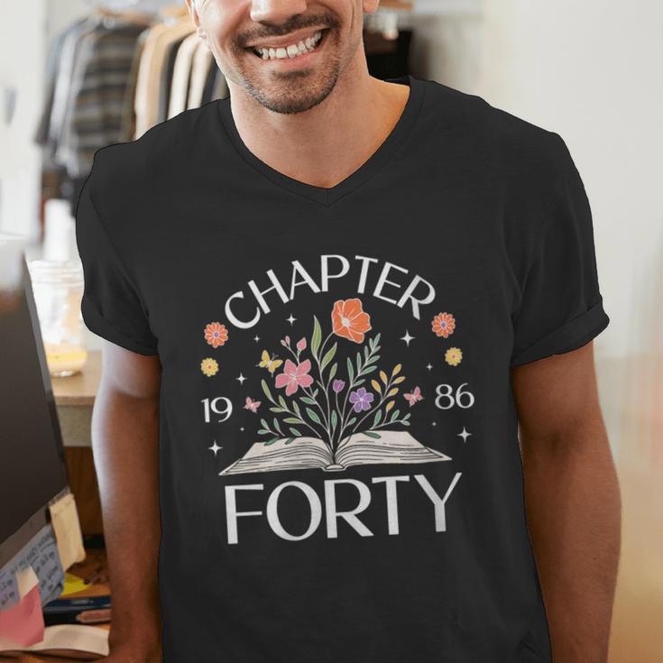 Women's 1986 Chapter Forty 40th Birthday Wildflower Book 40 Year Old Men's V-Neck T-Shirt