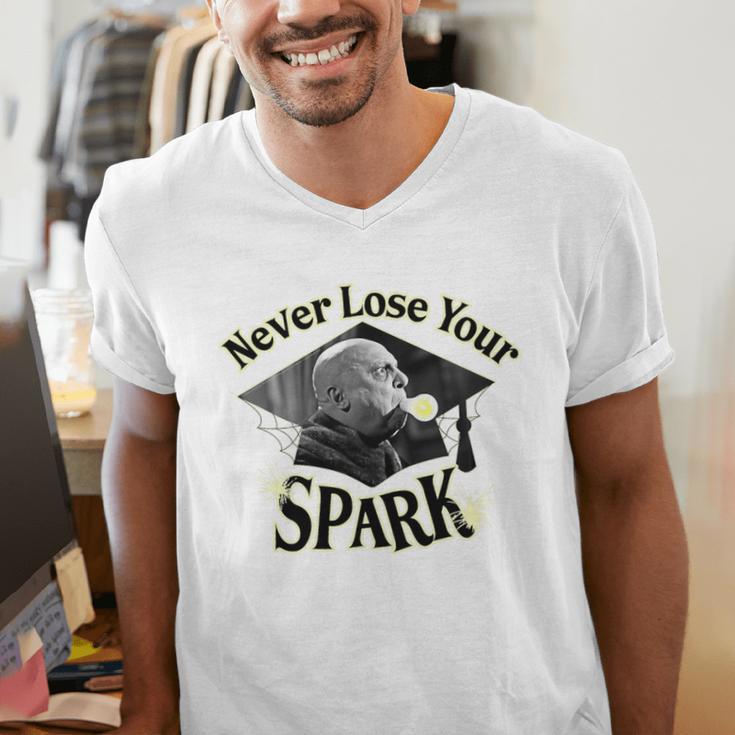 The Addams Family TV Series – Uncle Fester Graduation Spark Premium Men's V-Neck T-Shirt