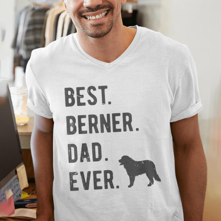 Best Berner Dad Ever Bernese Mountain Dog Lovers Dad Men Men's V-Neck T-Shirt