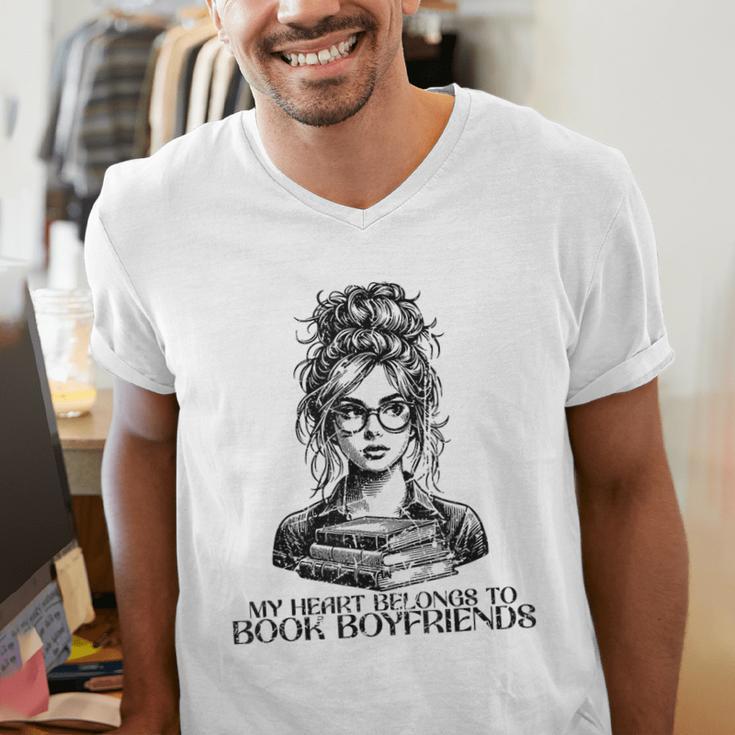 Book Lover Bent Over a Book Men's V-Neck T-Shirt Book Lover Bent Over a Book Men's V-Neck T-Shirt