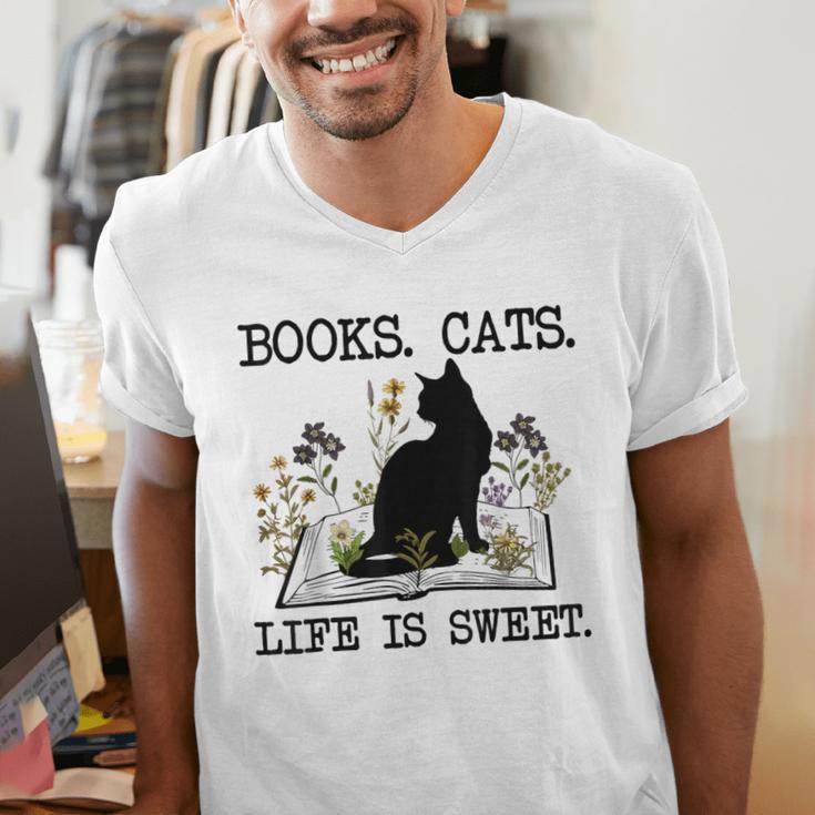 Books Cats Life Is Sweet Cat Book Lover Men Women Teen Men's V-Neck T-Shirt