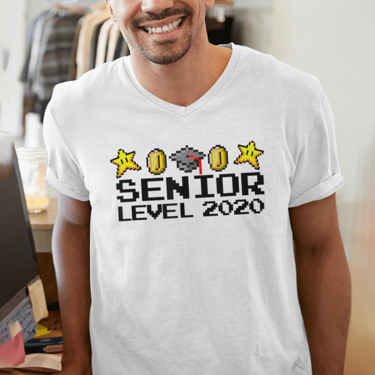 Class Of 2020 Senior Retro Video Game Graduation Gamer Men's V-Neck T-Shirt