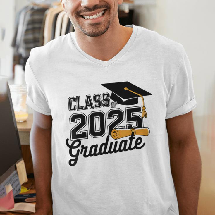 Class Of 2025 Graduate 2025 Graduation Senior 2025 Men's V-Neck T-Shirt