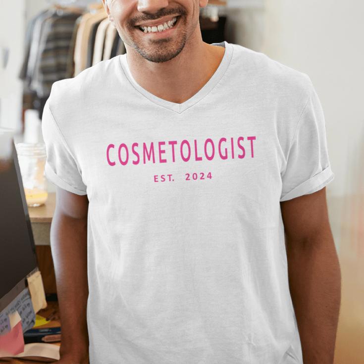 Cosmetologist Est 2024 Graduation Beauty School Cosmetology Men's V-Neck T-Shirt