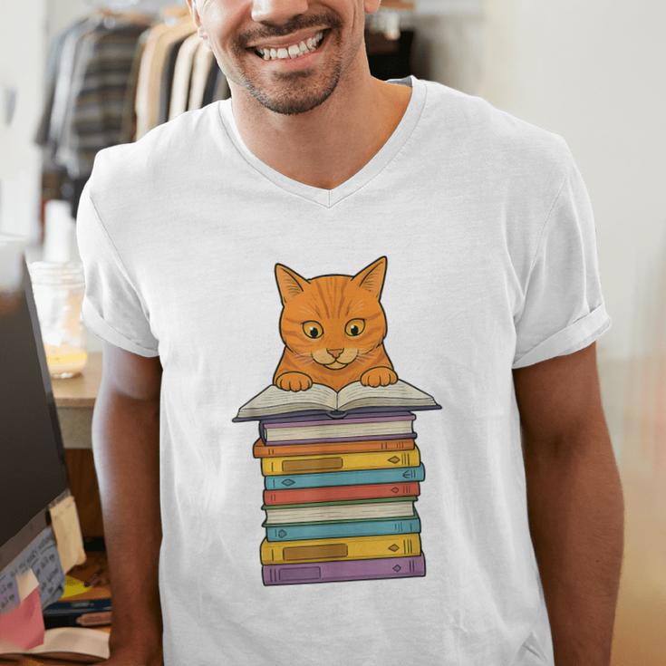 Cute Orange Tabby Cat Reading On Pile Of Books Men's V-Neck T-Shirt