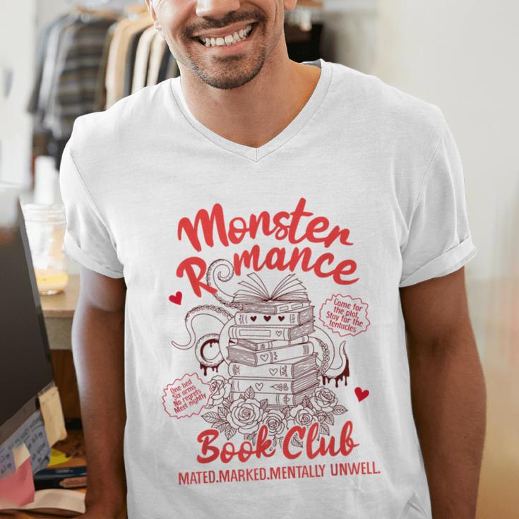 Dark Romance Reader Reading Monster Romance Book Club Men's V-Neck T-Shirt