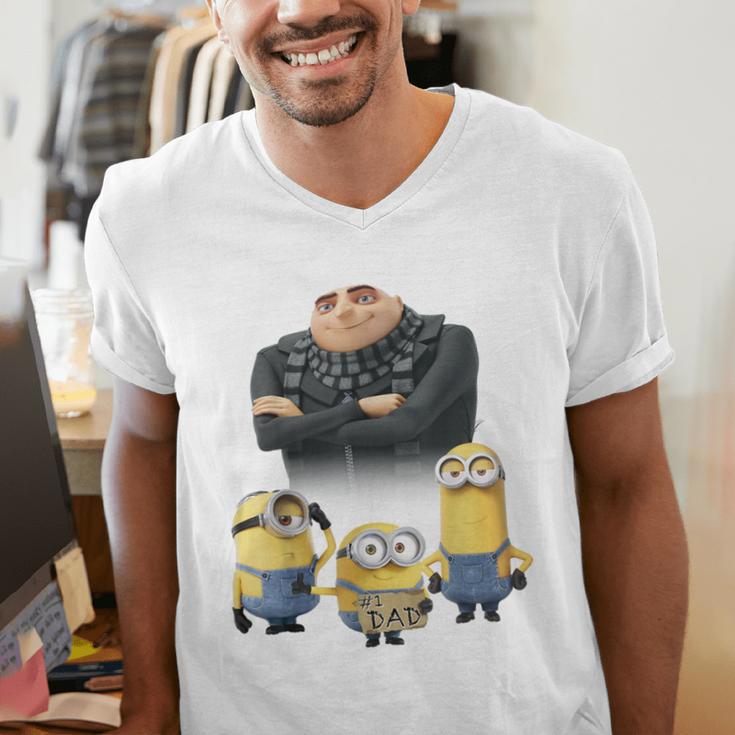 Despicable Me Minions Father's Day 1 Dad Cardboard Sign Men's V-Neck T-Shirt