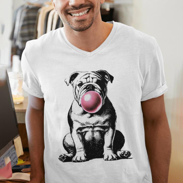English Bulldog Bubble Gum Vintage Dog Mom Pet Dad Men's V-Neck T-Shirt