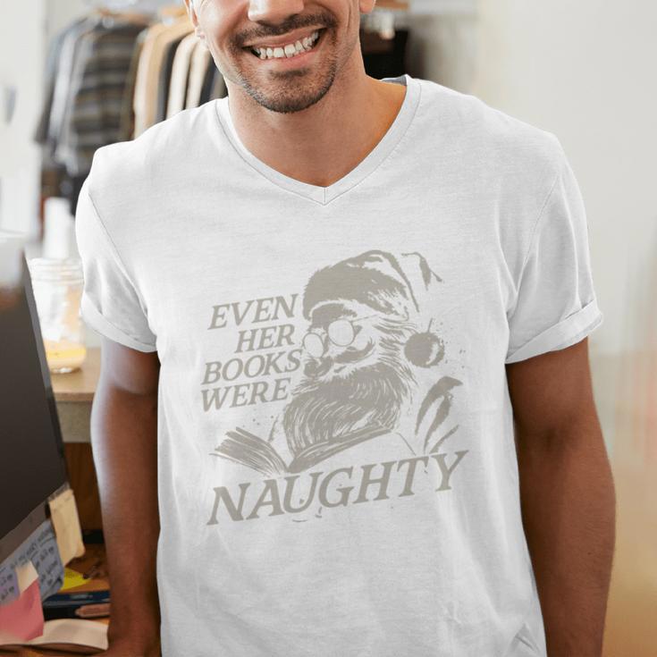 Even Her Books Were Naughty Santa Reading Christmas Men's V-Neck T-Shirt Even Her Books Were Naughty Santa Reading Christmas Men's V-Neck T-Shirt