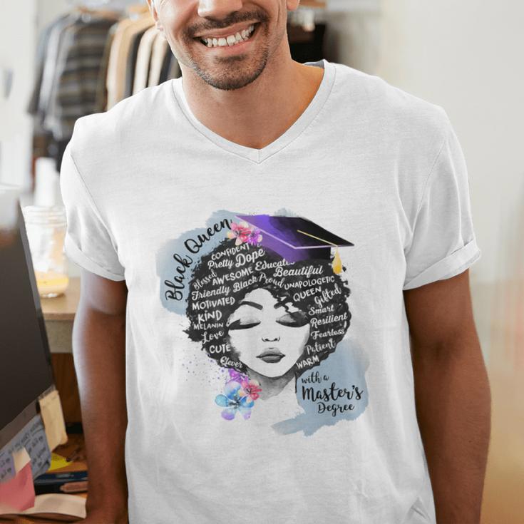 Graduation Masters Degree Woman Queen Graduate 2025 Men's V-Neck T-Shirt