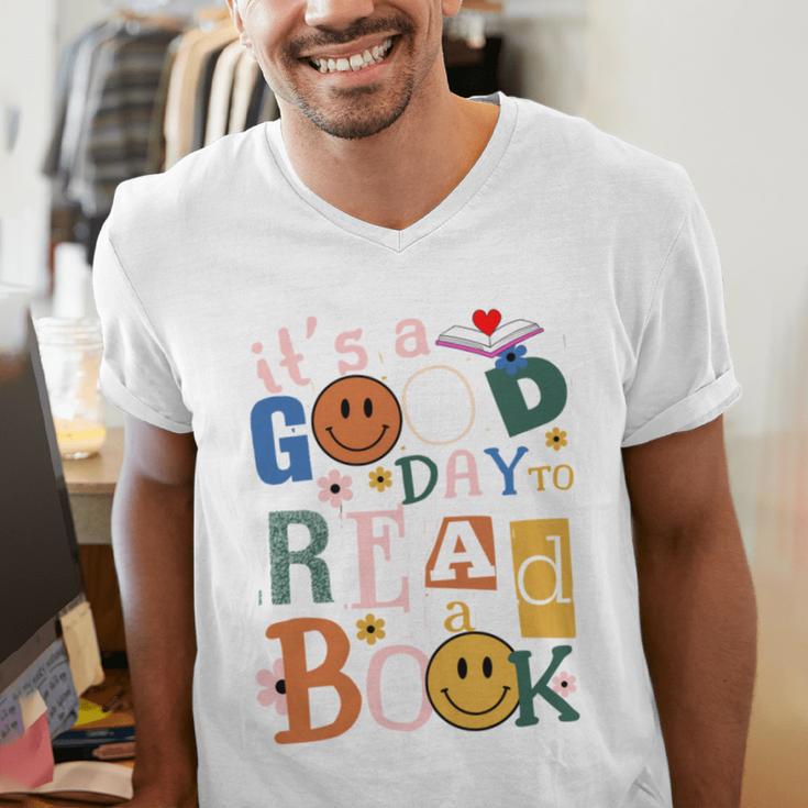 Its a Good Day To Read a Book Lovers Library Reading Women Men's V-Neck T-Shirt