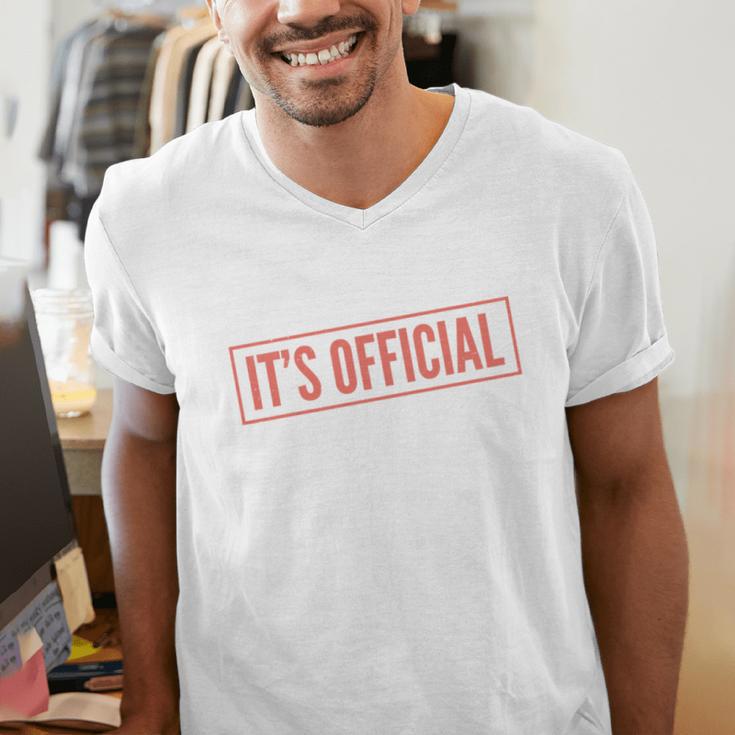 It's Official I'm The Favorite Daughter From Dad Mom Men's V-Neck T-Shirt
